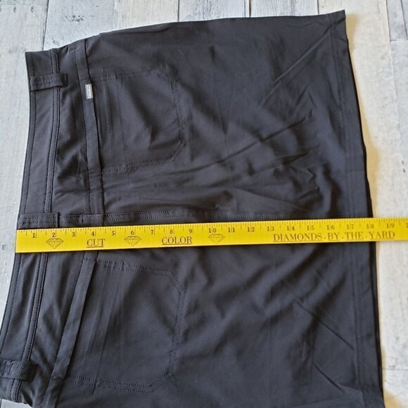 NWT - Eddie Bauer Black Adventurer 2.0 Skort Size - Size 16 - Picture 3 of 5